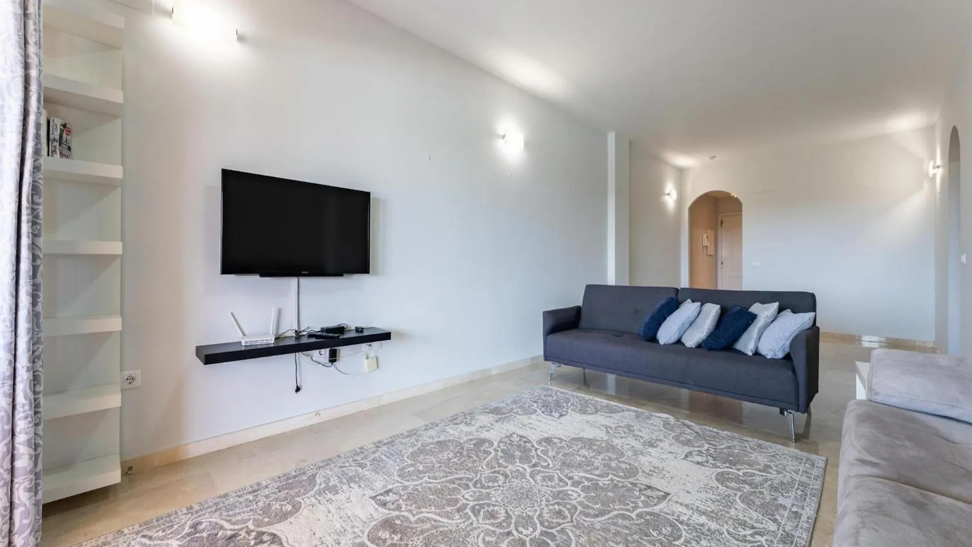 度假居 Faro'S Playa Marina Apartment 米哈斯